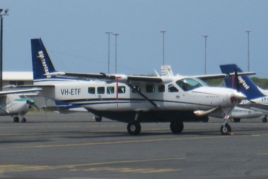 Hinterland Aviation (OI/HND) 