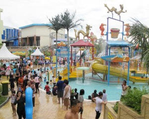 Pantai Cermin Theme Park