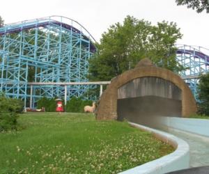 Dutch Wonderland Amusement Park